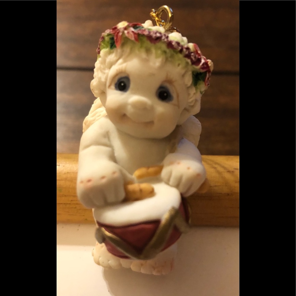 Precious Moments Christmas ornament